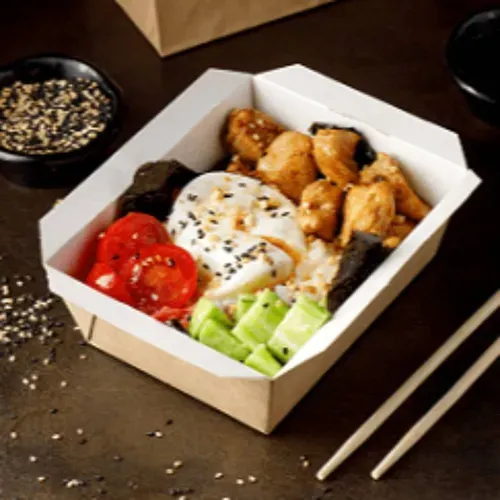 PokeBox cu carne de pui