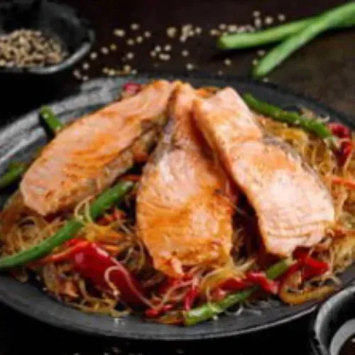 Paste Funcioza cu somon