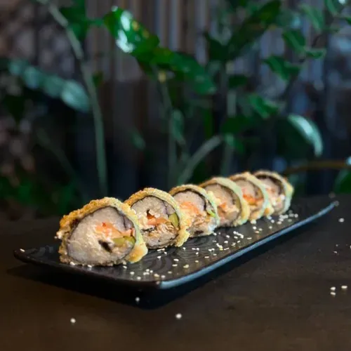 Crunchyroll cu Tipar si Somon